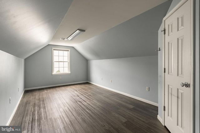 4 SURREY DR, Stevens, PA 17578