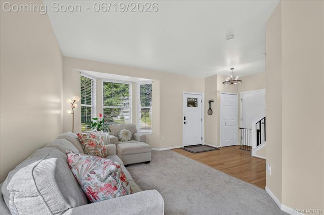 2718 Moosewood Drive, Waterford Charter Township, MI 48329