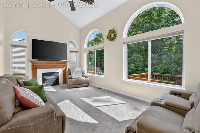 2718 Moosewood Drive, Waterford Charter Township, MI 48329