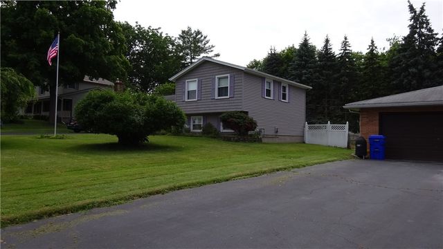 95 Shore Vista Drive, Greece, NY 14612
