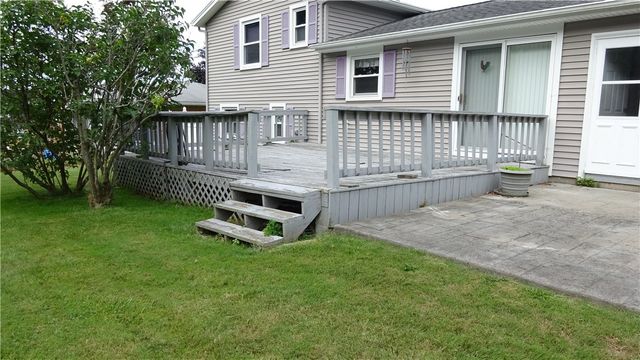95 Shore Vista Drive, Greece, NY 14612