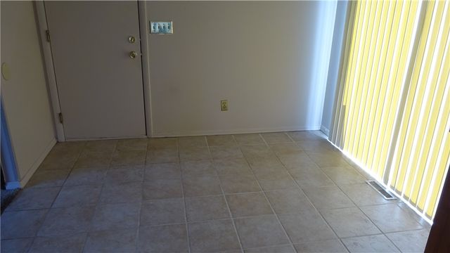 95 Shore Vista Drive, Greece, NY 14612