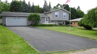 95 Shore Vista Drive, Greece, NY 14612