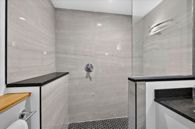 4061 Thornoaks Drive, Ann Arbor, MI 48104