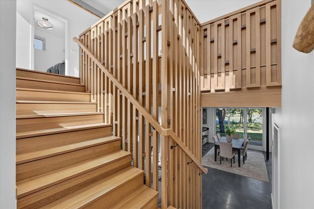 4061 Thornoaks Drive, Ann Arbor, MI 48104