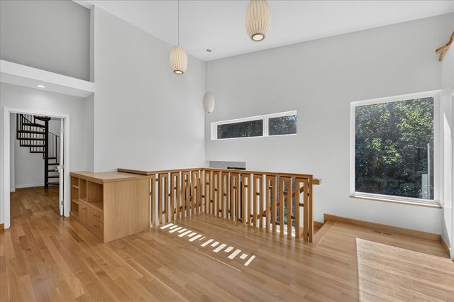 4061 Thornoaks Drive, Ann Arbor, MI 48104