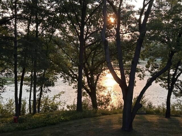 4061 Thornoaks Drive, Ann Arbor, MI 48104