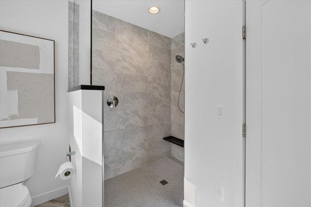 4061 Thornoaks Drive, Ann Arbor, MI 48104