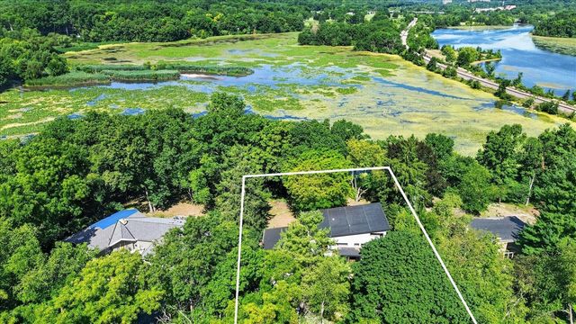 4061 Thornoaks Drive, Ann Arbor, MI 48104