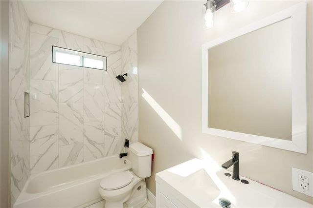 1433 Willow Drive, Riverdale, GA 30296