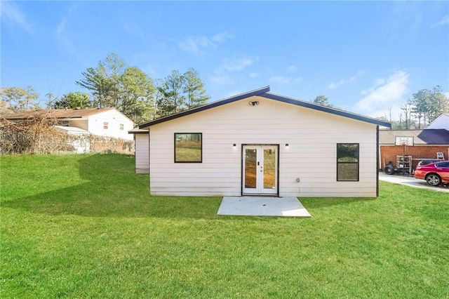 1433 Willow Drive, Riverdale, GA 30296