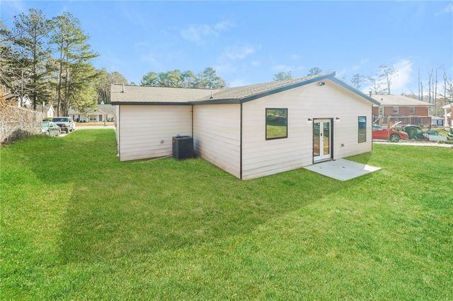 1433 Willow Drive, Riverdale, GA 30296