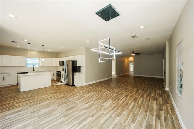 1433 Willow Drive, Riverdale, GA 30296