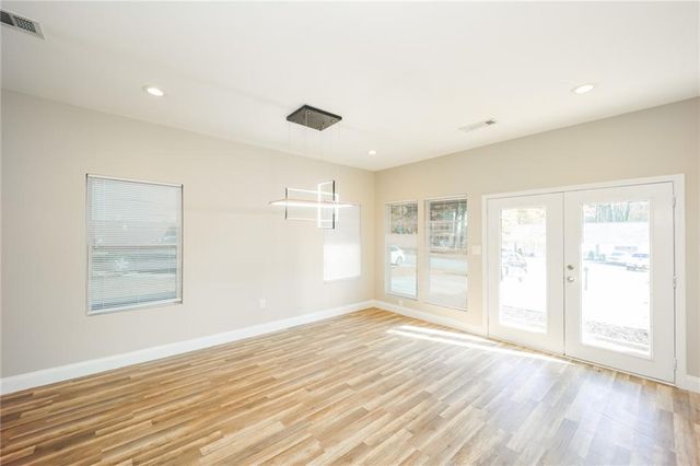 1433 Willow Drive, Riverdale, GA 30296