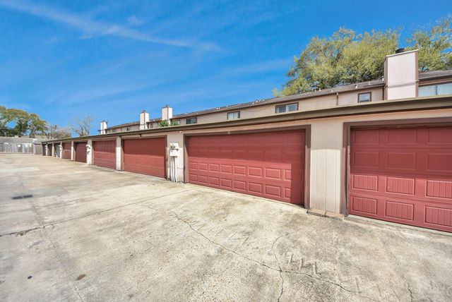 12400 Brookglade Circle 33, Houston, TX 77099