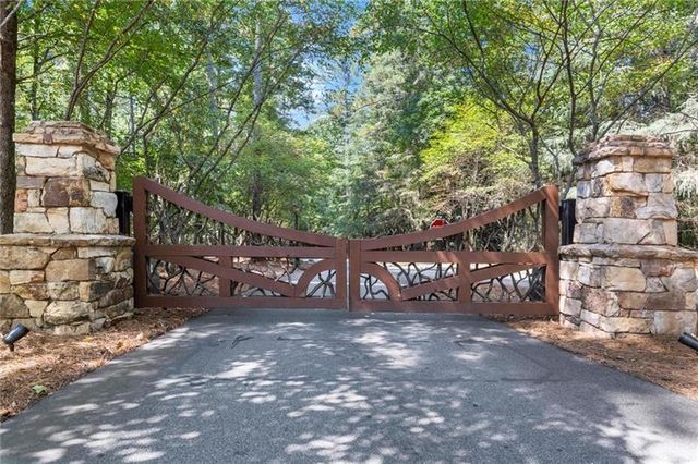 4844 Elkhorn Hill Drive, Suwanee, GA 30024