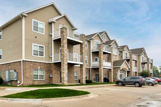 8350 Ep True Parkway 4104, West Des Moines, IA 50266