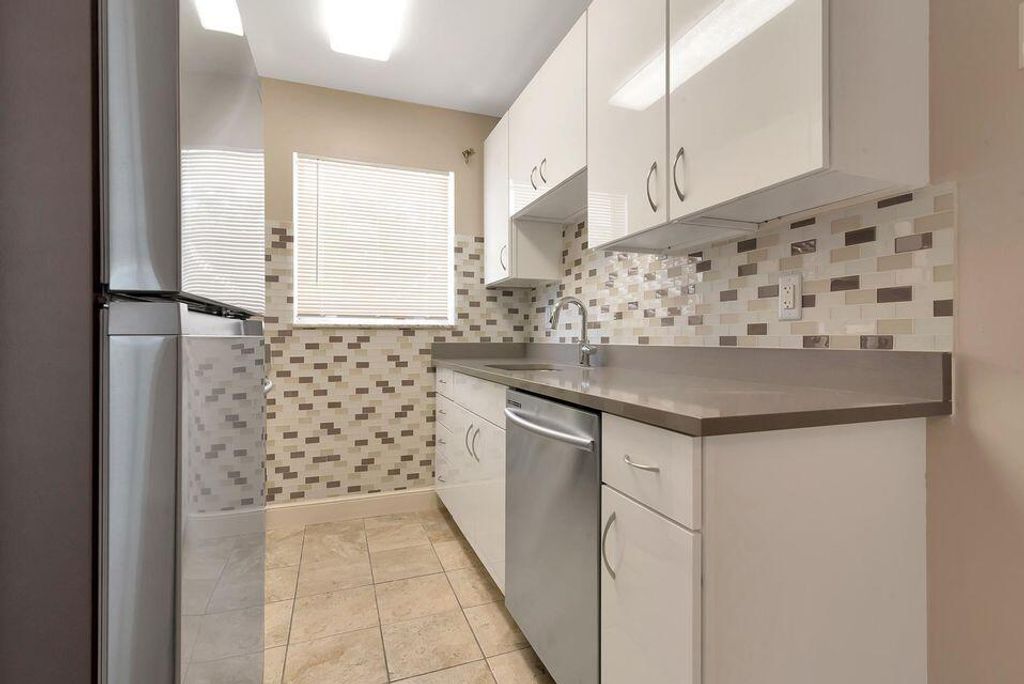 222 N Federal Highway 2, Lake Worth Beach, FL 33460