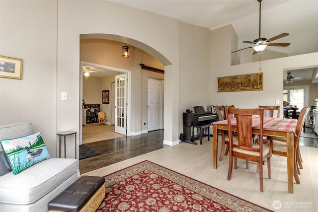 609 Cherry Street E, Tacoma, WA 98445