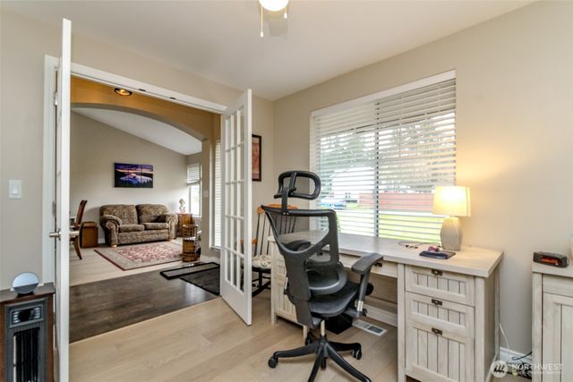 609 Cherry Street E, Tacoma, WA 98445