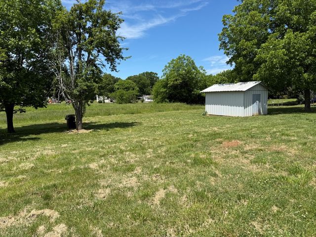 1591 N Hwy 225, Chatsworth, GA 30705