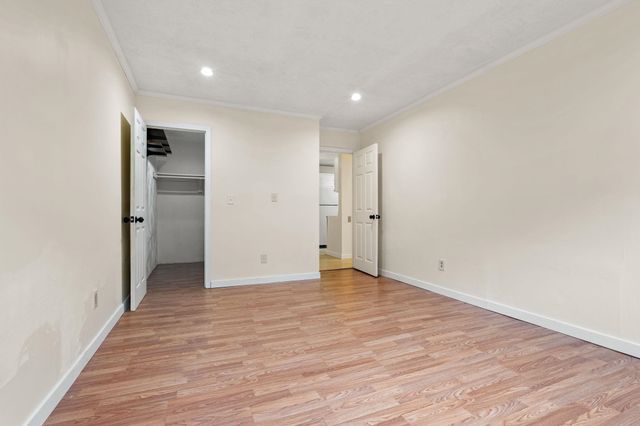 310 Brook Village Rd Apt 41, Nashua, NH 03062