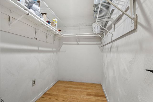310 Brook Village Rd Apt 41, Nashua, NH 03062