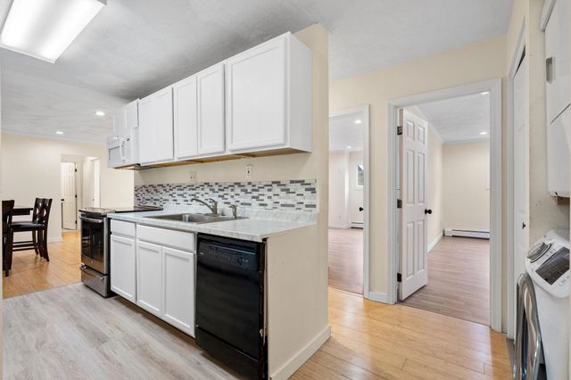310 Brook Village Rd Apt 41, Nashua, NH 03062