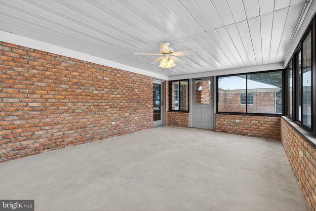 1165 WYNDSONG DR, York, PA 17403