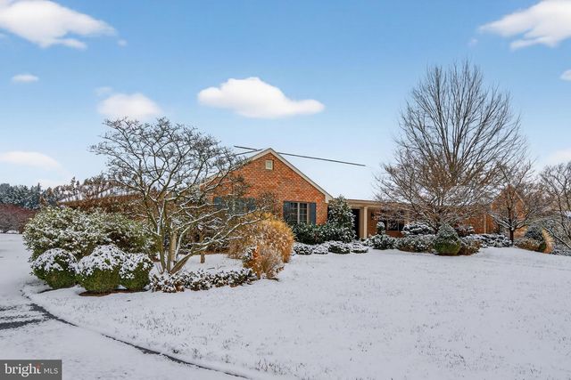 1165 WYNDSONG DR, York, PA 17403