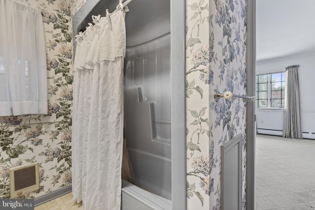 1165 WYNDSONG DR, York, PA 17403