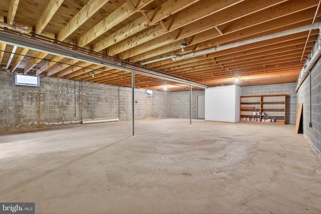 1165 WYNDSONG DR, York, PA 17403