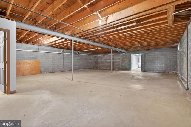 1165 WYNDSONG DR, York, PA 17403