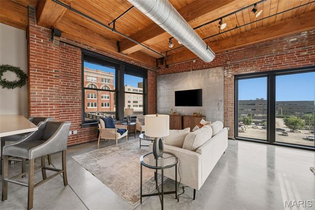 1015 Washington Avenue 407, St Louis, MO 63101