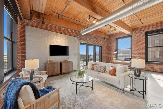 1015 Washington Avenue 407, St Louis, MO 63101
