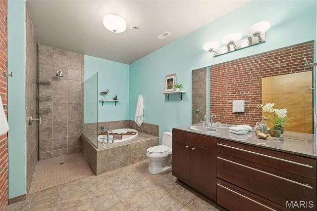 1015 Washington Avenue 407, St Louis, MO 63101