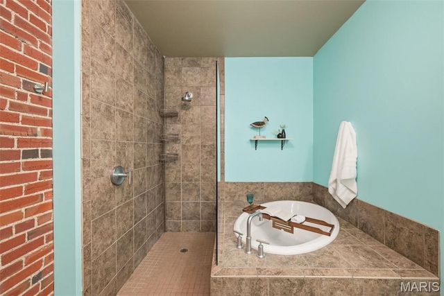 1015 Washington Avenue 407, St Louis, MO 63101