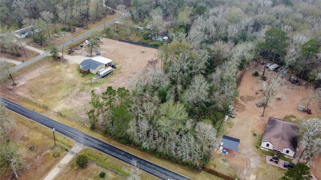 903 Harold Street, Dayton, TX 77535