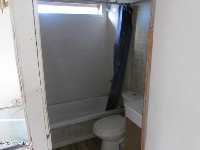 4163 9th Street SE, Boiling Spring Lakes, NC 28461