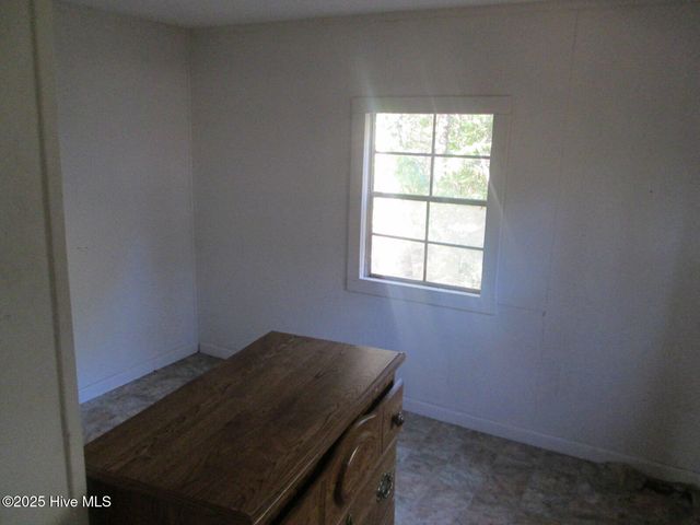 4163 9th Street SE, Boiling Spring Lakes, NC 28461