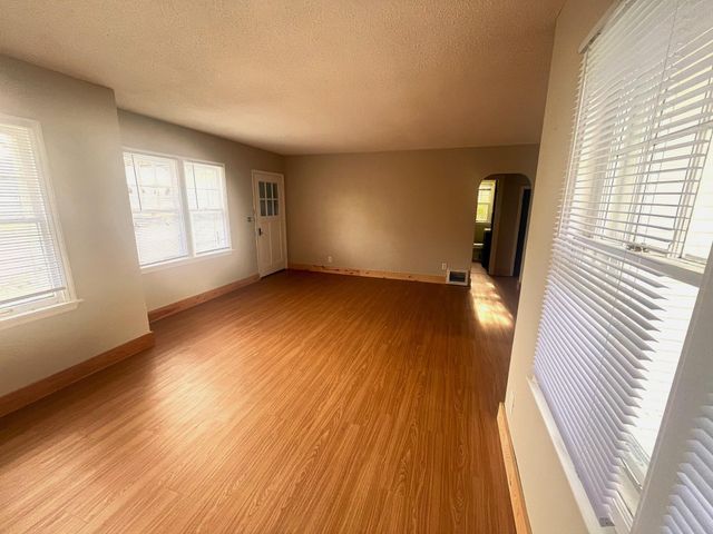 1816 Oak Street, Brainerd, MN 56401