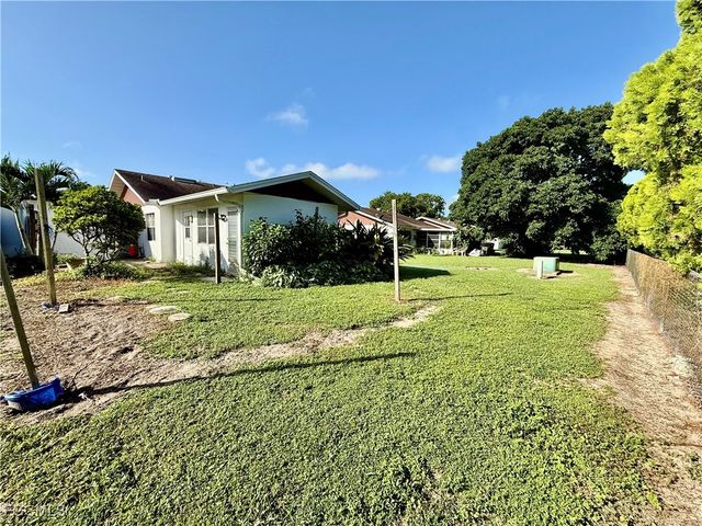 9 Palm BLVD, Lehigh Acres, FL 33936