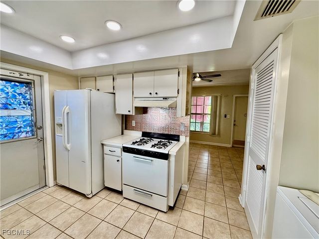 9 Palm BLVD, Lehigh Acres, FL 33936