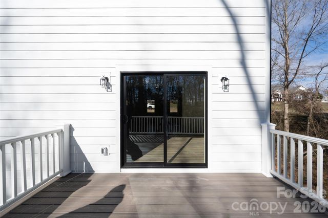 1928 46th Avenue Drive NE, Hickory, NC 28601