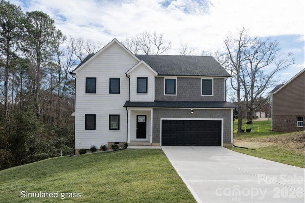 1928 46th Avenue Drive NE, Hickory, NC 28601