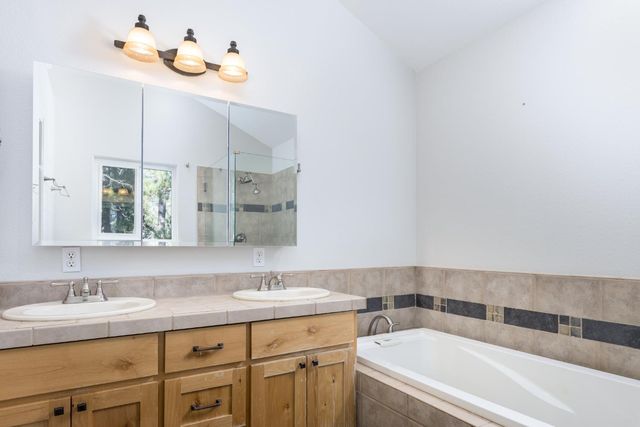 6680 Diablo View Ct, Placerville, CA 95667