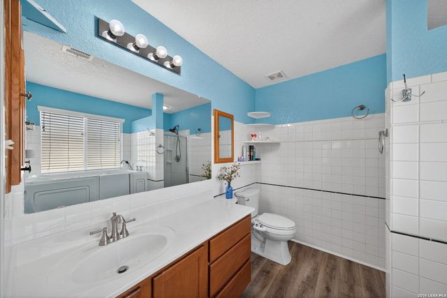 208 Passerina, Selma, TX 78154