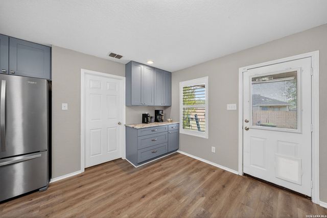 208 Passerina, Selma, TX 78154