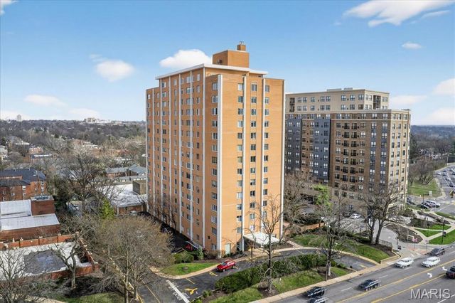 900 S Hanley Road 6C, Clayton, MO 63105