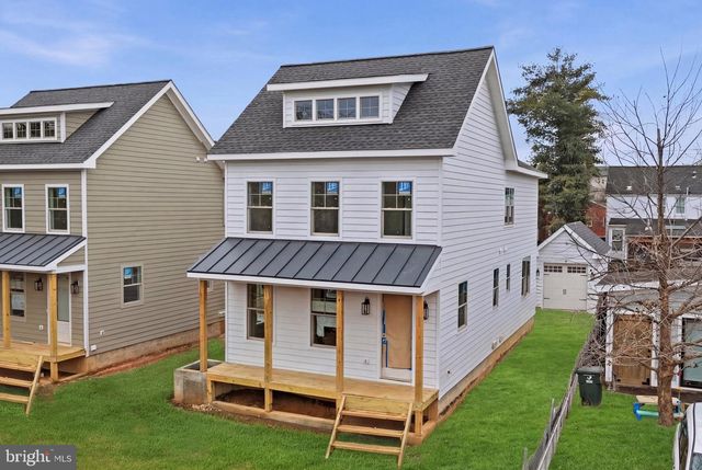 1306 S POE ST, Arlington, VA 22204